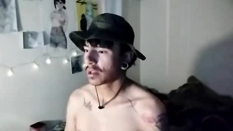 sun_apolo online show from January 2, 11:16 pm