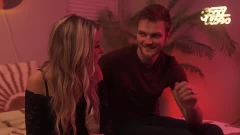 Snapshot of sunfeather chatting on March 10, 12:29 am Blaire Axel online show from March 10, 12:29 am