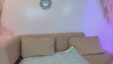 Aillyn Perez online show from October 29, 10:11 pm