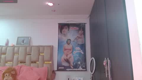 Jeraldine online show from November 4, 8:52 pm