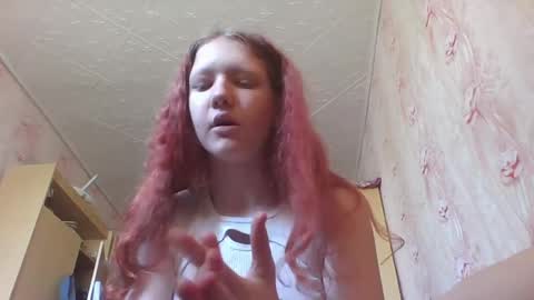 Snapshot of sungpiggott chatting on May 27, 10:12 am sungpiggott online show from May 27, 10:12 am