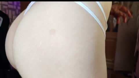 Snapshot of sunloveandwe chatting on July 28, 4:39 pm Mistress Eve online show from July 28, 4:39 pm