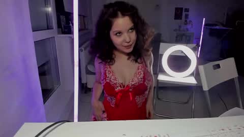 Amy online show from December 18, 10:57 pm