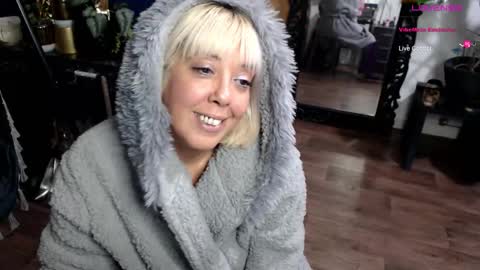 Sunni Knight online show from September 29, 1:11 am