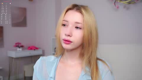 Lily online show from March 4, 3:18 pm