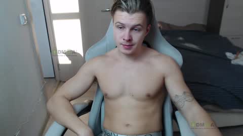 Alice and Sergey online show from February 7, 7:50 am