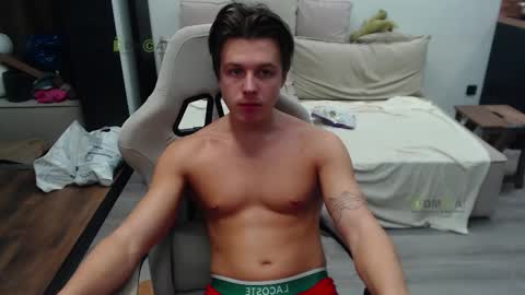 Alice and Sergey online show from November 9, 7:45 pm