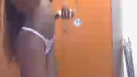 Snapshot of sunny_kitty25 chatting on June 15, 5:37 pm Sunny kitty25 online show from June 15, 5:37 pm