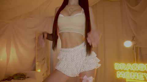 Snapshot of sunny_maria chatting on June 8, 8:42 pm Maria online show from June 8, 8:42 pm