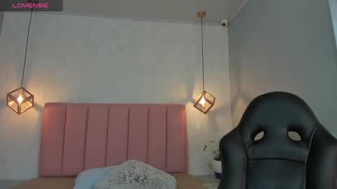  S U N N Y online show from September 17, 12:29 pm