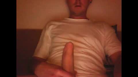 Snapshot of sunnygun0 chatting on December 19, 8:05 pm sunnygun0 online show from December 19, 8:05 pm