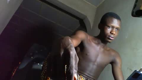 Sunnyblack2 online show from November 8, 10:15 am