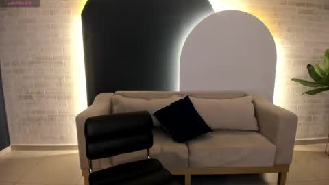 Sunny Rivers online show from March 11, 6:25 pm