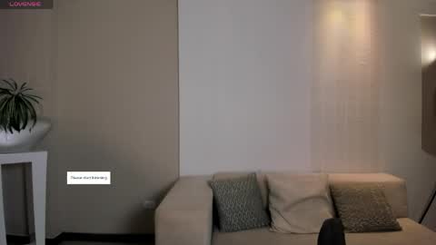 Snapshot of sunnyrivers_ chatting on May 3, 11:38 am Sunny Rivers online show from May 3, 11:38 am