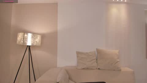 Snapshot of sunnyrivers_ chatting on May 29, 12:14 pm Sunny Rivers online show from May 29, 12:14 pm