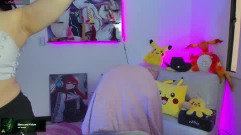 Snapshot of sunofureku_melody chatting on October 7, 12:13 pm     RAVENCLAU GIRL  online show from October 7, 12:13 pm