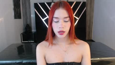 Snapshot of sunrise_ch chatting on June 6, 12:43 pm Susana Mejia online show from June 6, 12:43 pm