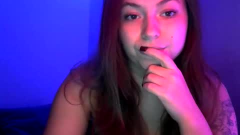 Lisa online show from November 11, 1:00 pm