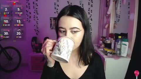 Snapshot of sunset_pienk chatting on November 19, 5:18 am Sunset online show from November 19, 5:18 am