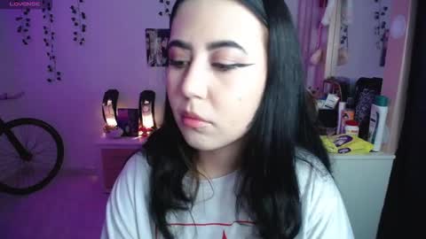 Snapshot of sunset_pienk chatting on January 14, 5:24 am Sunset online show from January 14, 5:24 am