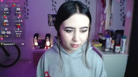 Snapshot of sunset_pienk chatting on January 15, 6:18 am Sunset online show from January 15, 6:18 am