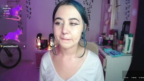 Snapshot of sunset_pienk chatting on April 18, 4:49 am Sunset online show from April 18, 4:49 am