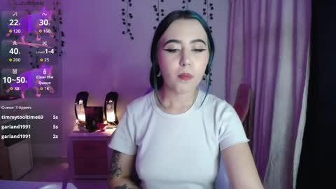 Snapshot of sunset_pienk chatting on April 23, 2:57 am Sunset online show from April 23, 2:57 am