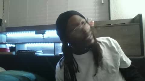 Snapshot of sunshin336 chatting on February 22, 7:51 am sunshin336 online show from February 22, 7:51 am