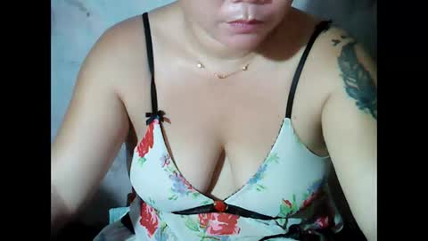 sunshine_38 online show from October 22, 12:22 am