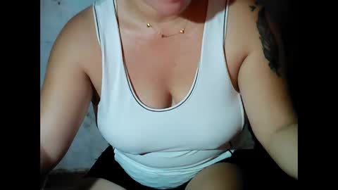 sunshine_38 online show from October 28, 9:17 pm