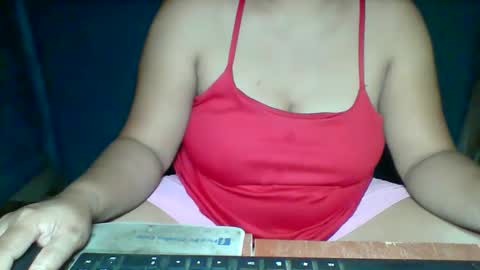 Snapshot of sunshine_789 chatting on May 18, 4:13 pm sunshine_789 online show from May 18, 4:13 pm