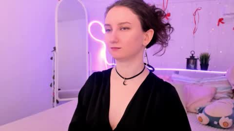 Alice online show from March 6, 2:46 pm