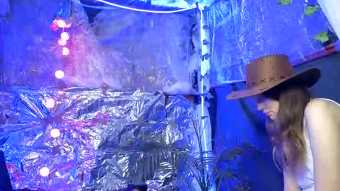 super jony and Marta GMT 1300-1800 every day online show from October 17, 4:09 pm