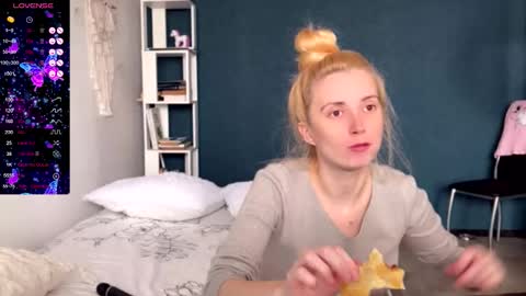 ANNApvt open full info in bio online show from November 25, 10:26 am