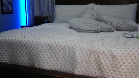 Snapshot of superbronnon chatting on January 20, 1:50 am Superbronnon online show from January 20, 1:50 am