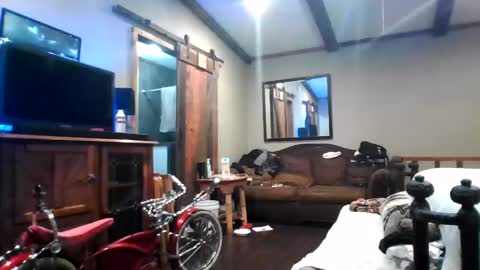 Guero Cash online show from December 10, 11:43 am