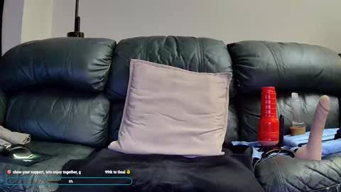 Thomas online show from February 14, 5:43 pm