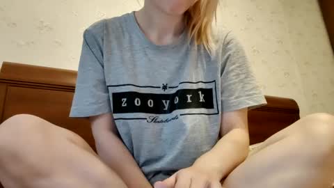 Annie online show from January 20, 7:04 am