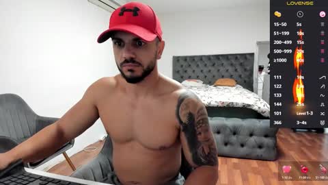 supermanboyxxl online show from October 1, 5:57 am