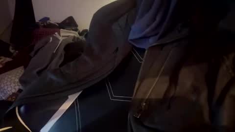 Phillup Slutz online show from February 14, 2:30 am