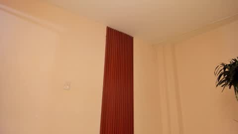 Snapshot of suprasexyjohn chatting on November 19, 7:58 pm llllSupra llll online show from November 19, 7:58 pm