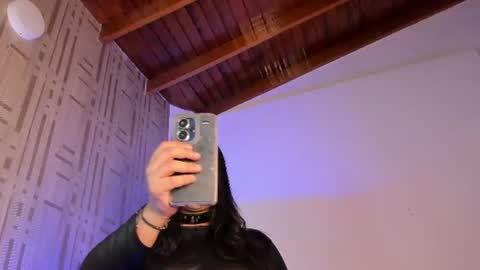 Snapshot of suprasexyjohn chatting on June 23, 10:30 pm llllSupra llll online show from June 23, 10:30 pm