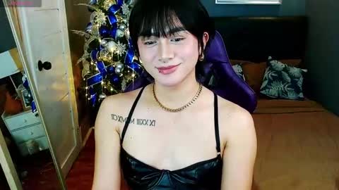 Snapshot of supreme_deity chatting on November 21, 1:32 pm DIANNA online show from November 21, 1:32 pm