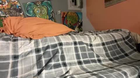 Snapshot of supremelifers chatting on February 7, 6:35 am Stony online show from February 7, 6:35 am