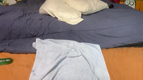 Snapshot of supremelifers chatting on September 28, 1:33 am Stony online show from September 28, 1:33 am