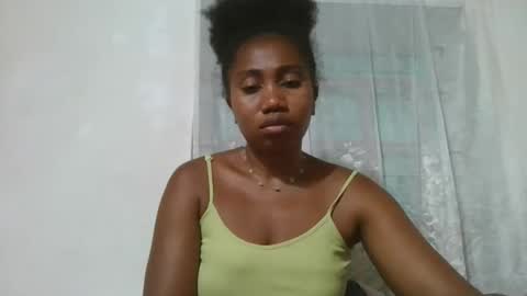 surbelle online show from February 8, 10:02 pm