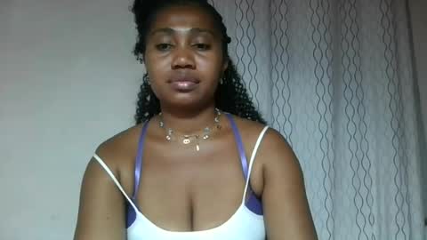surbelle online show from June 30, 11:17 pm