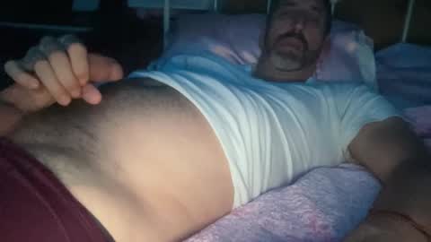 Snapshot of surfguy82 chatting on September 19, 4:36 am SurfGuy82 online show from September 19, 4:36 am