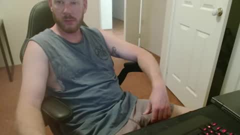 Snapshot of surge_0 chatting on May 3, 7:47 am surge_0 online show from May 3, 7:47 am