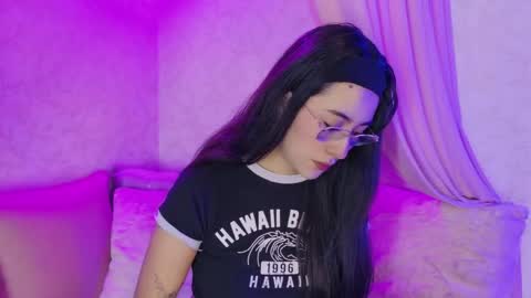 Snapshot of susa1userma_ chatting on May 18, 11:16 am Susann online show from May 18, 11:16 am